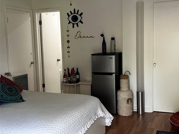 608 NE 16th Ave, Fort Lauderdale FL 33304