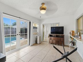 4430 NW 19th Way, Oakland Park FL 33309