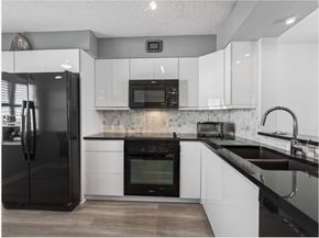 7290 Kinghurst Drive 703, Delray Beach FL 33446