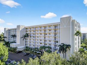 7290 Kinghurst Drive 703, Delray Beach FL 33446