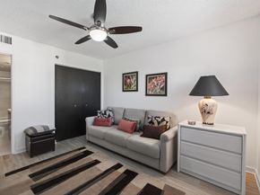 7290 Kinghurst Drive 703, Delray Beach FL 33446