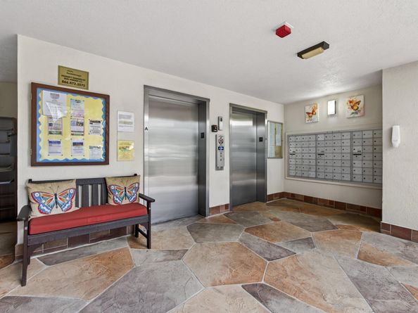 7290 Kinghurst Drive 703, Delray Beach FL 33446