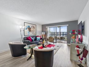 7290 Kinghurst Drive 703, Delray Beach FL 33446