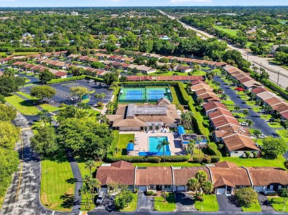 15548 Bottlebrush Circle, Delray Beach FL 33484