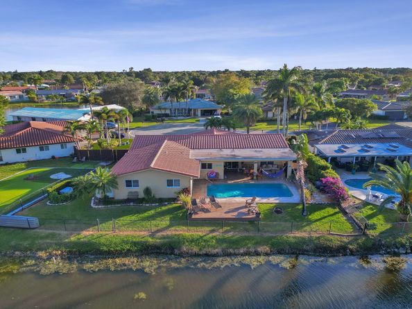 12131 NW 32nd Ct, Coral Springs FL 33065