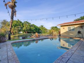 12131 NW 32nd Ct, Coral Springs FL 33065