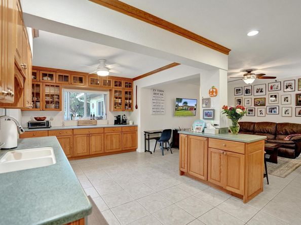 12131 NW 32nd Ct, Coral Springs FL 33065