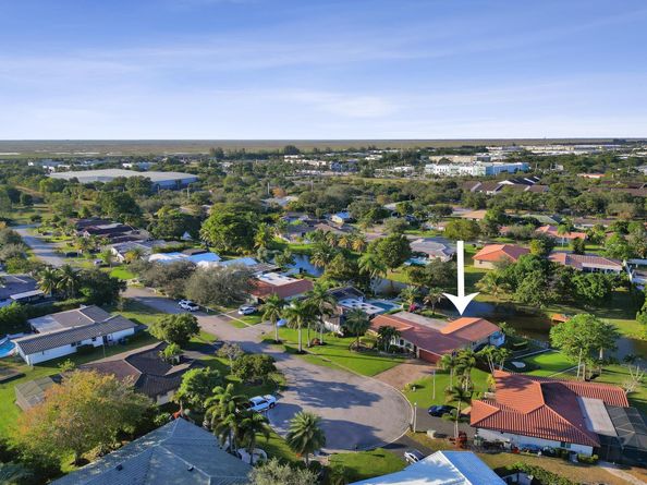 12131 NW 32nd Ct, Coral Springs FL 33065