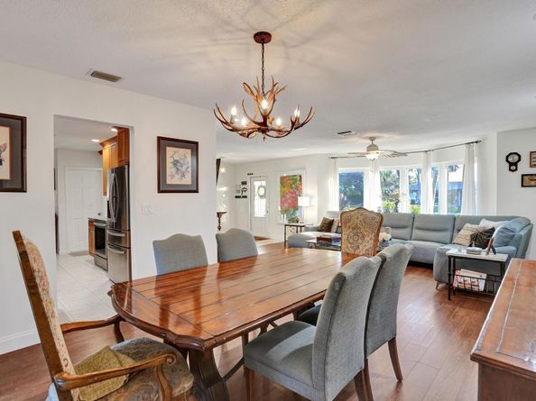 12131 NW 32nd Ct, Coral Springs FL 33065