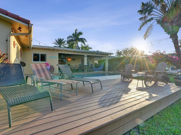 12131 NW 32nd Ct, Coral Springs FL 33065