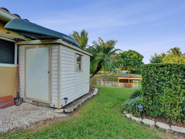 12131 NW 32nd Ct, Coral Springs FL 33065