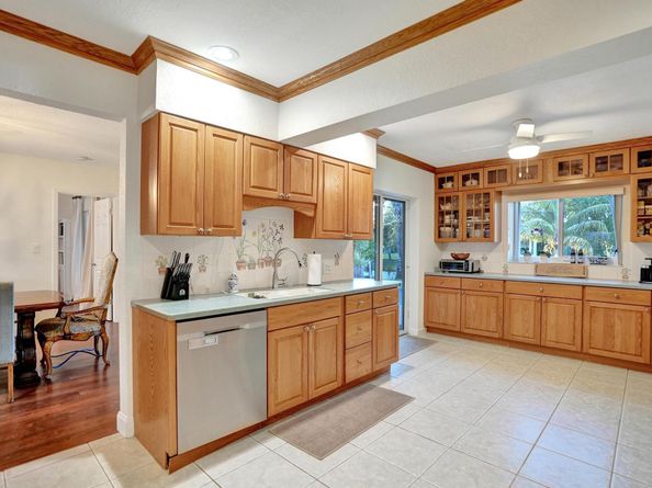 12131 NW 32nd Ct, Coral Springs FL 33065