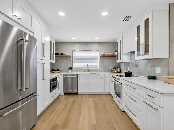 2206 SW 20th Way, Boynton Beach FL 33426