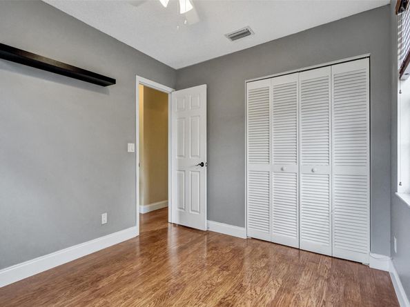 11567 N Open Ct, Cooper City FL 33026