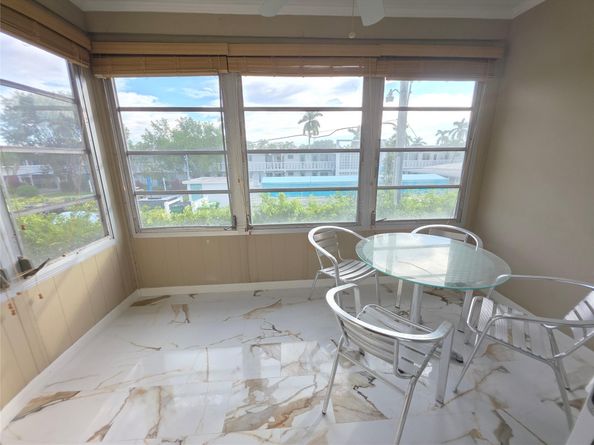 2131 NE 42nd Ct 208E, Lighthouse Point FL 33064