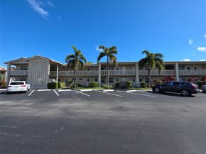 2131 NE 42nd Ct 208E, Lighthouse Point FL 33064