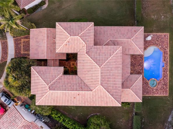 8100 Emerald Ave, Parkland FL 33076