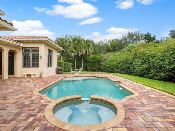 8100 Emerald Ave, Parkland FL 33076