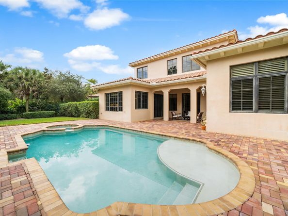 8100 Emerald Ave, Parkland FL 33076