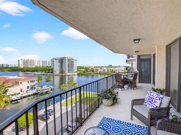 899 Jeffery St 710, Boca Raton FL 33487