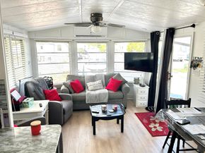 875 NE 48 Th 352, Pompano Beach FL 33064