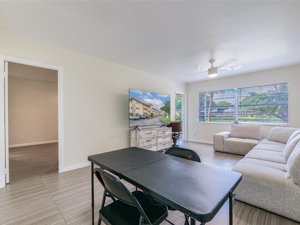 3431 NW 50th Ave 106, Lauderdale Lakes FL 33319