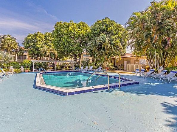 3431 NW 50th Ave 106, Lauderdale Lakes FL 33319