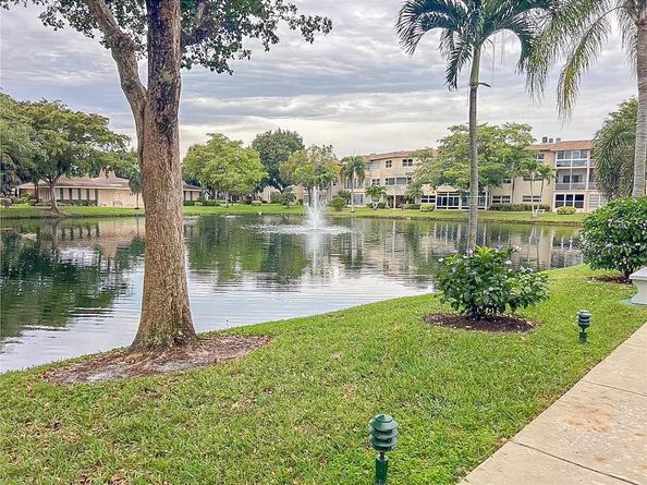 3431 NW 50th Ave 106, Lauderdale Lakes FL 33319