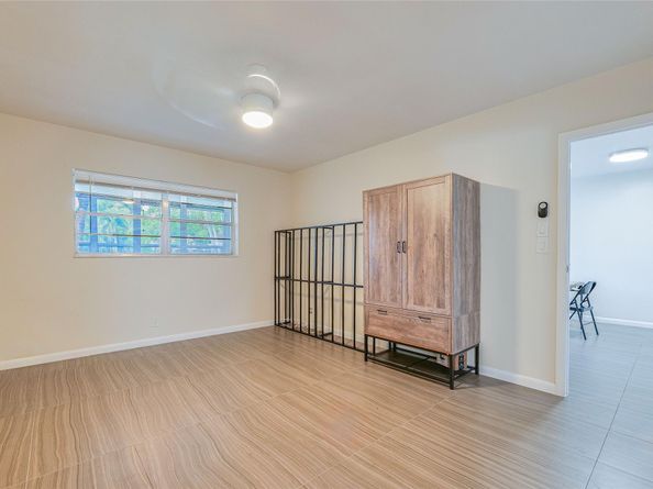 3431 NW 50th Ave 106, Lauderdale Lakes FL 33319