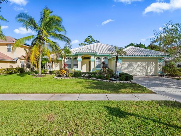 103 Cypress Trace, Royal Palm Beach FL 33411