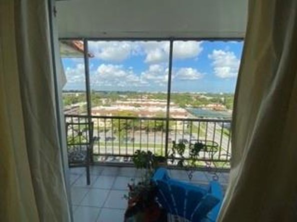 Undisclosed Address #FX-10539456, Lauderhill FL 33319