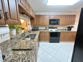4725 Lucerne Lakes Boulevard E 314, Lake Worth FL 33467