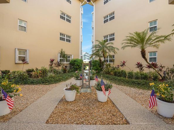 145 Atlantis Boulevard 104, Atlantis FL 33462