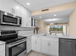 6025 Balboa Circle 406, Boca Raton FL 33433