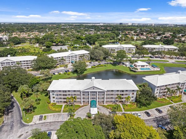 6025 Balboa Circle 406, Boca Raton FL 33433