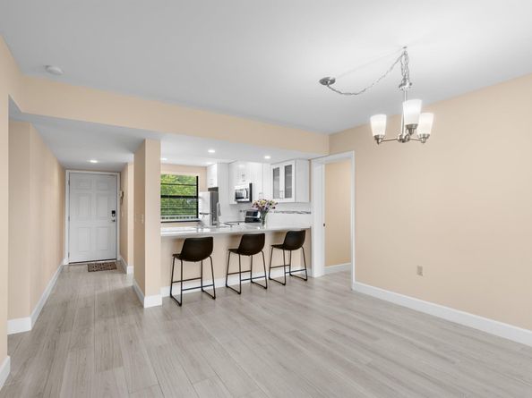 6025 Balboa Circle 406, Boca Raton FL 33433