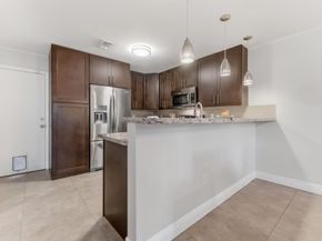 180 NW 118th Drive, Coral Springs FL 33071