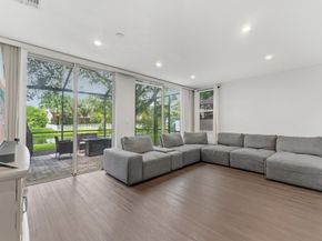 180 NW 118th Drive, Coral Springs FL 33071