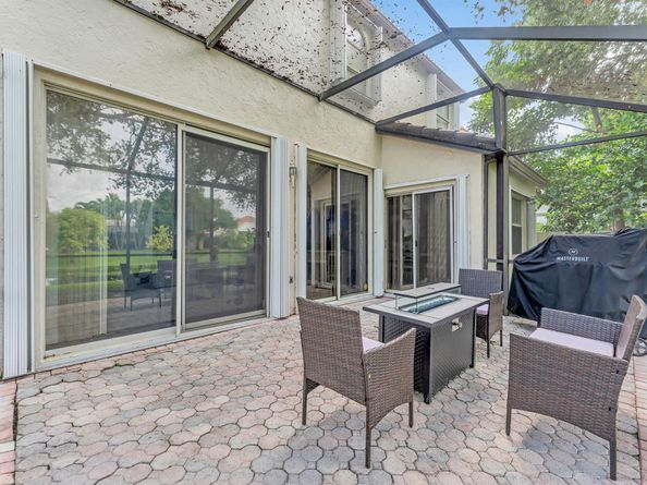180 NW 118th Drive, Coral Springs FL 33071
