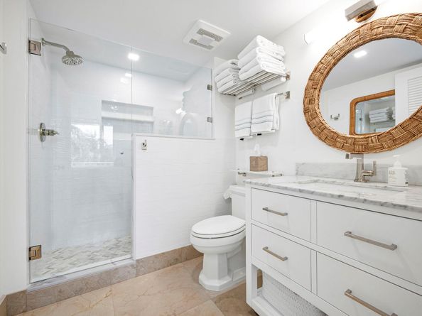 227 Australian Avenue 3e, Palm Beach FL 33480