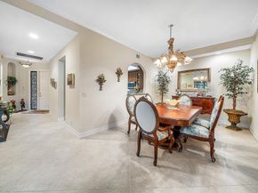 110 Palm Bay Lane B, Palm Beach Gardens FL 33418