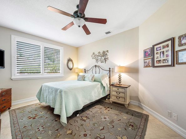 110 Palm Bay Lane B, Palm Beach Gardens FL 33418