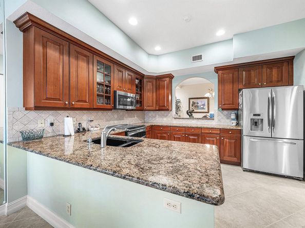 110 Palm Bay Lane B, Palm Beach Gardens FL 33418