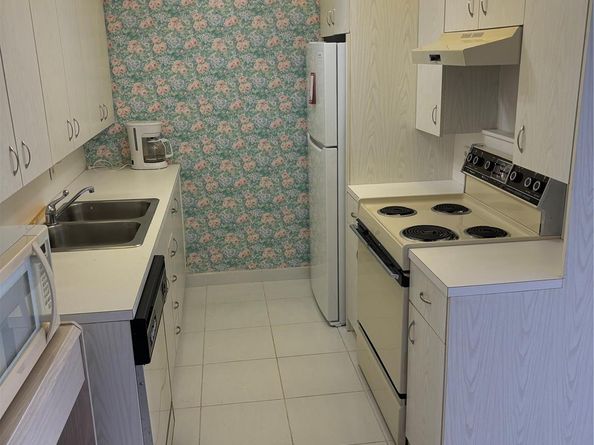 4053 Cornwall C 4053, Boca Raton FL 33434