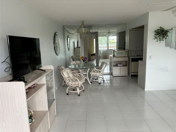 4053 Cornwall C 4053, Boca Raton FL 33434