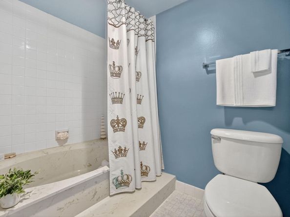 16051 Blatt Blvd 211, Weston FL 33326