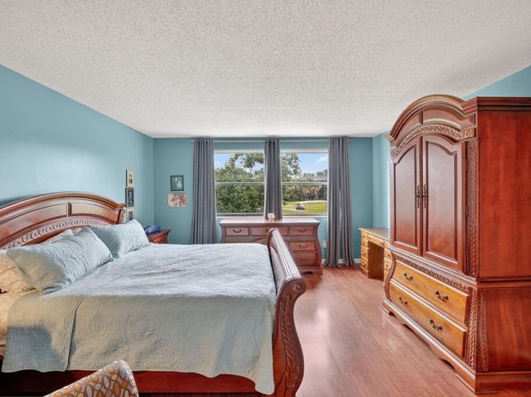 16051 Blatt Blvd 211, Weston FL 33326