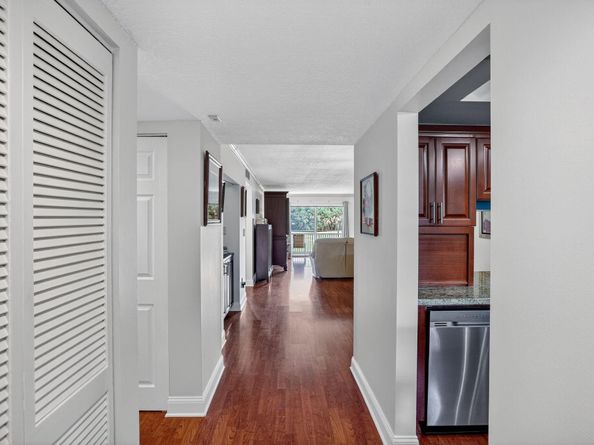 16051 Blatt Blvd 211, Weston FL 33326