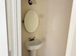 321 W 21st St, Riviera Beach FL 33404