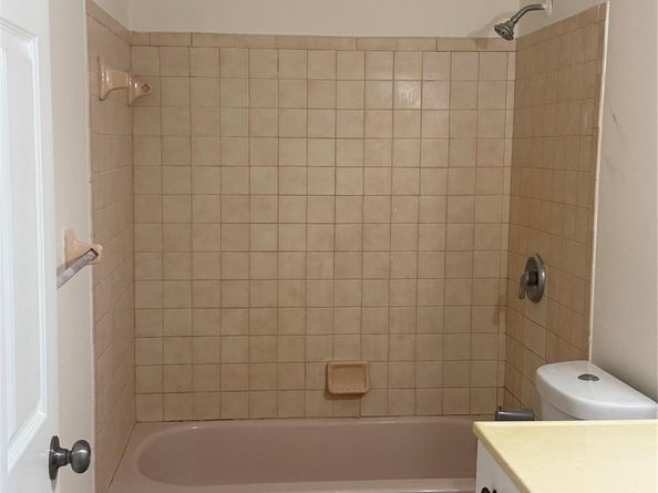 321 W 21st St, Riviera Beach FL 33404